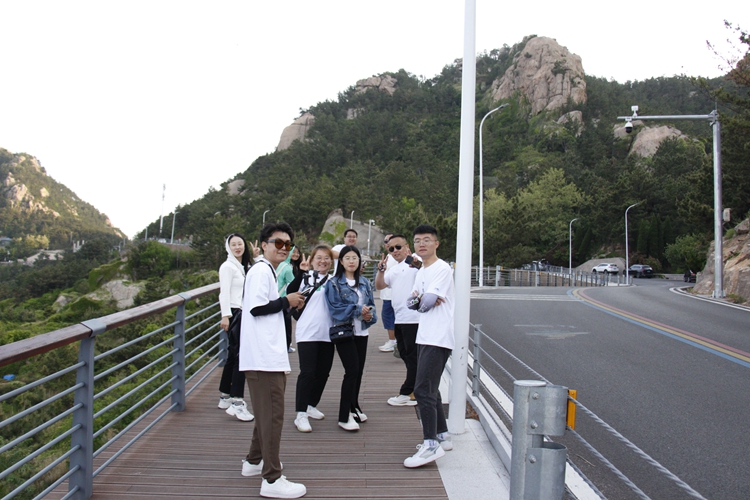 青島中邦凌嶗山團建之旅：櫻桃與風(fēng)景的美好邂逅 