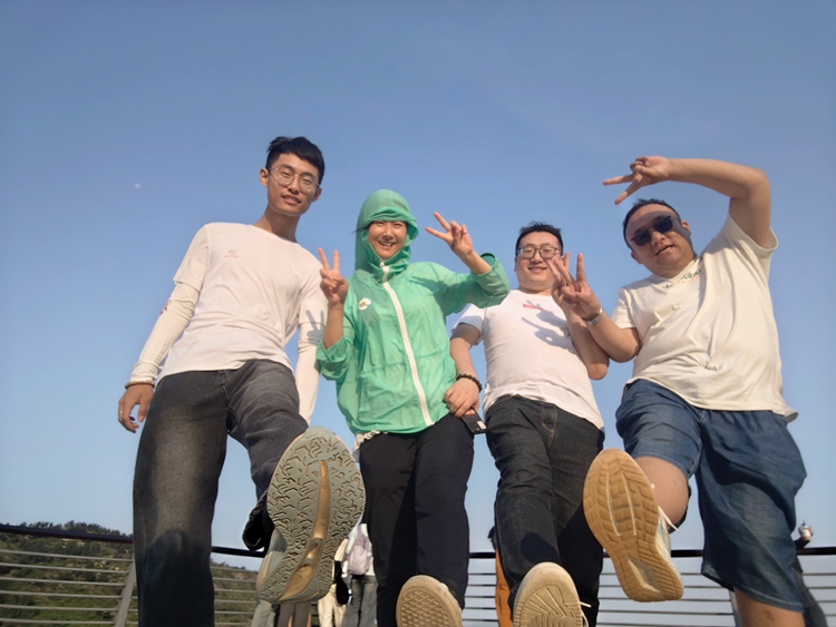 青島中邦凌嶗山團建之旅：櫻桃與風(fēng)景的美好邂逅 