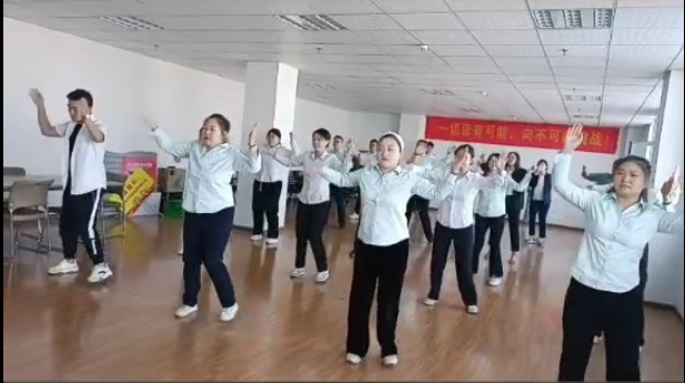 中邦凌晨舞