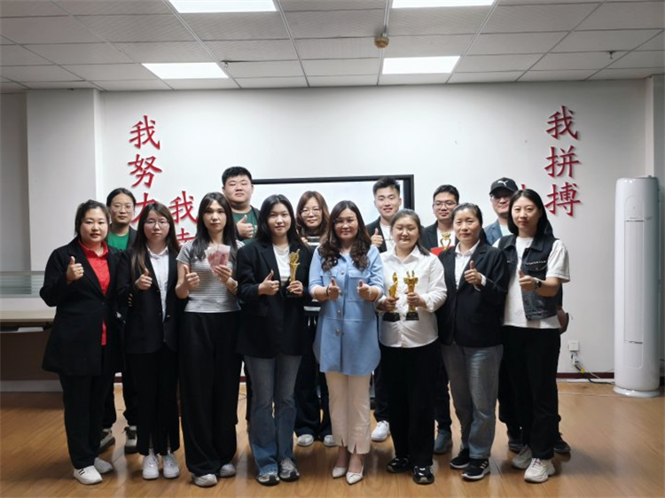 青島中邦凌五月啟動(dòng)會(huì)—凝心聚力啟新程，拼搏奮進(jìn)創(chuàng)佳績(jī)?